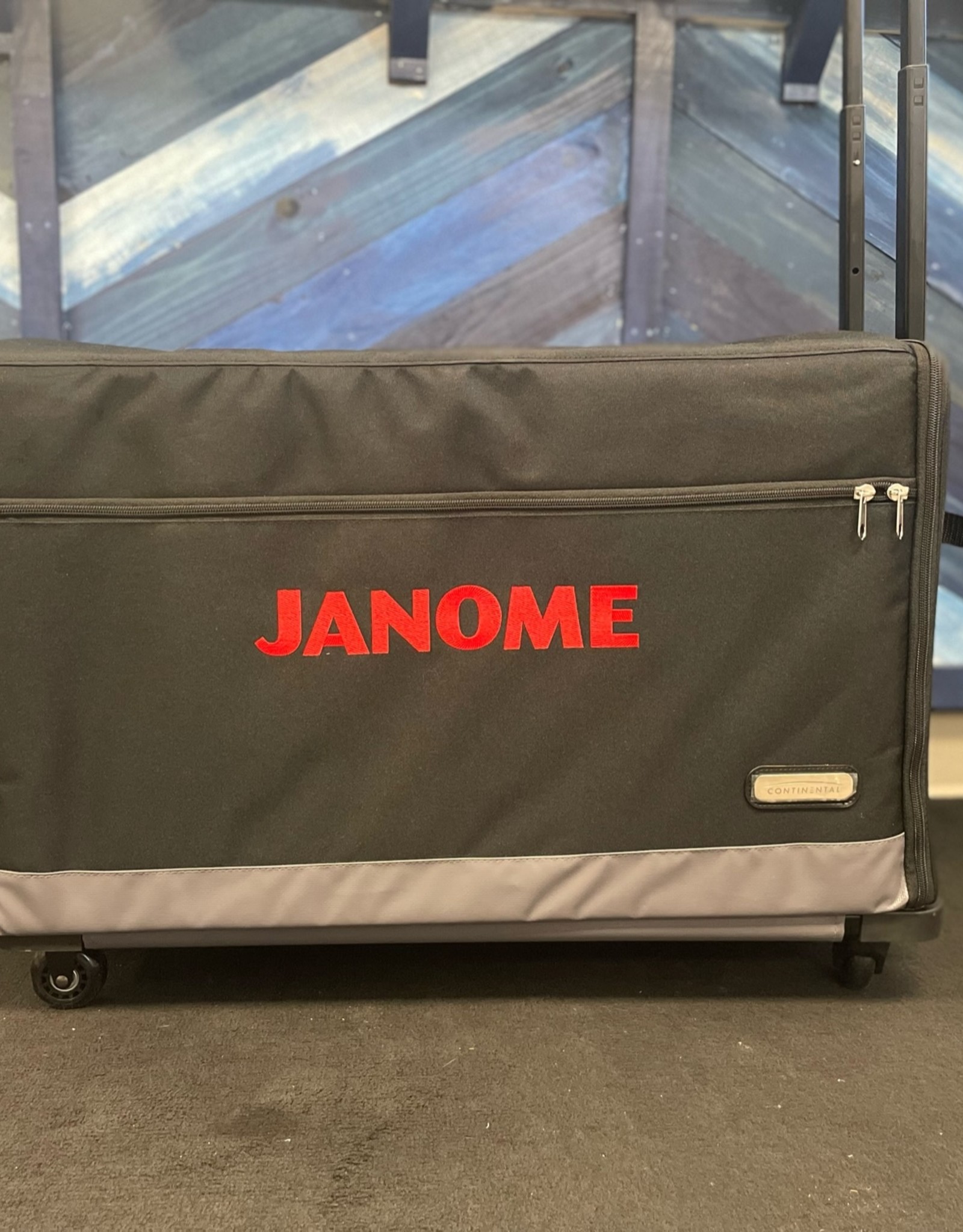Janome Janome Rolling Carry Case   11.5" x 25.5" x 16"