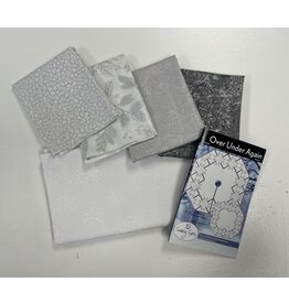 Northcott Over Under Again Tree Skirt (rounded) Silver Quilt Kit
