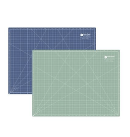 Lori Holt Self Healing Cutting Mat 18" x 24"