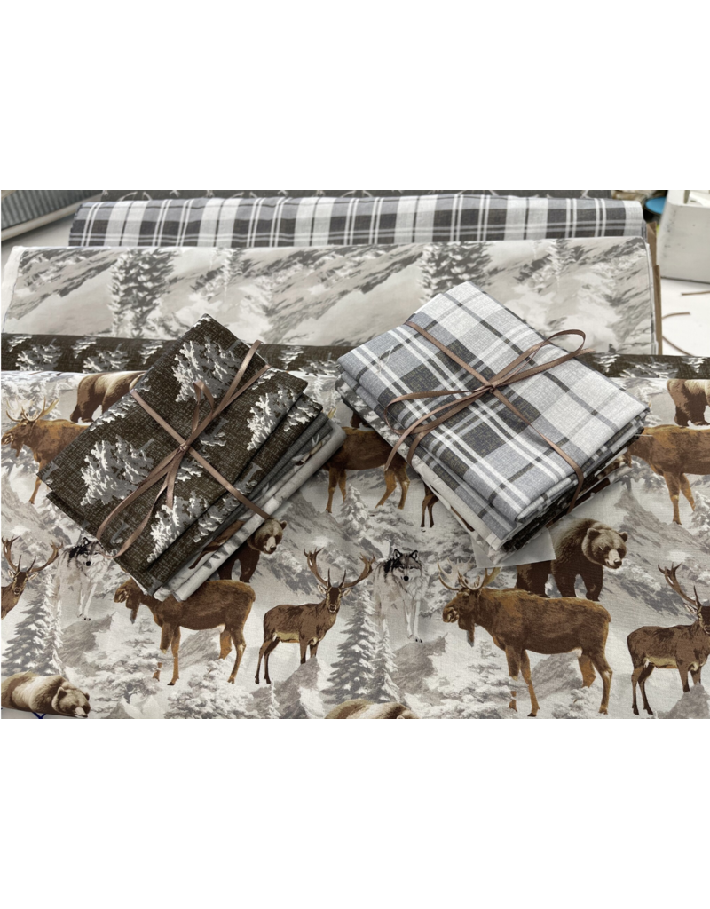 Camelot Fabrics Misty Mountain Fat Quarter Bundle