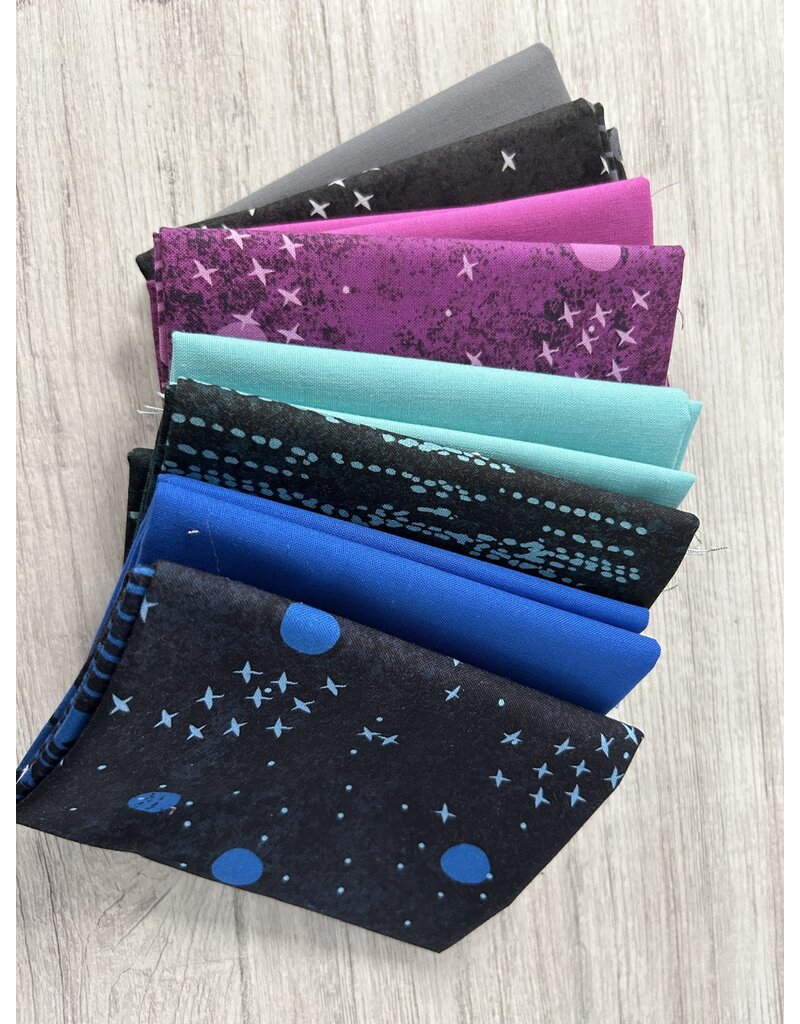 Four Seasons Fat Quarter Bundle (8)