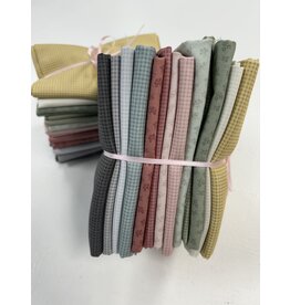 Toolbox checks and Florals Fat Quarter Bundle (12)