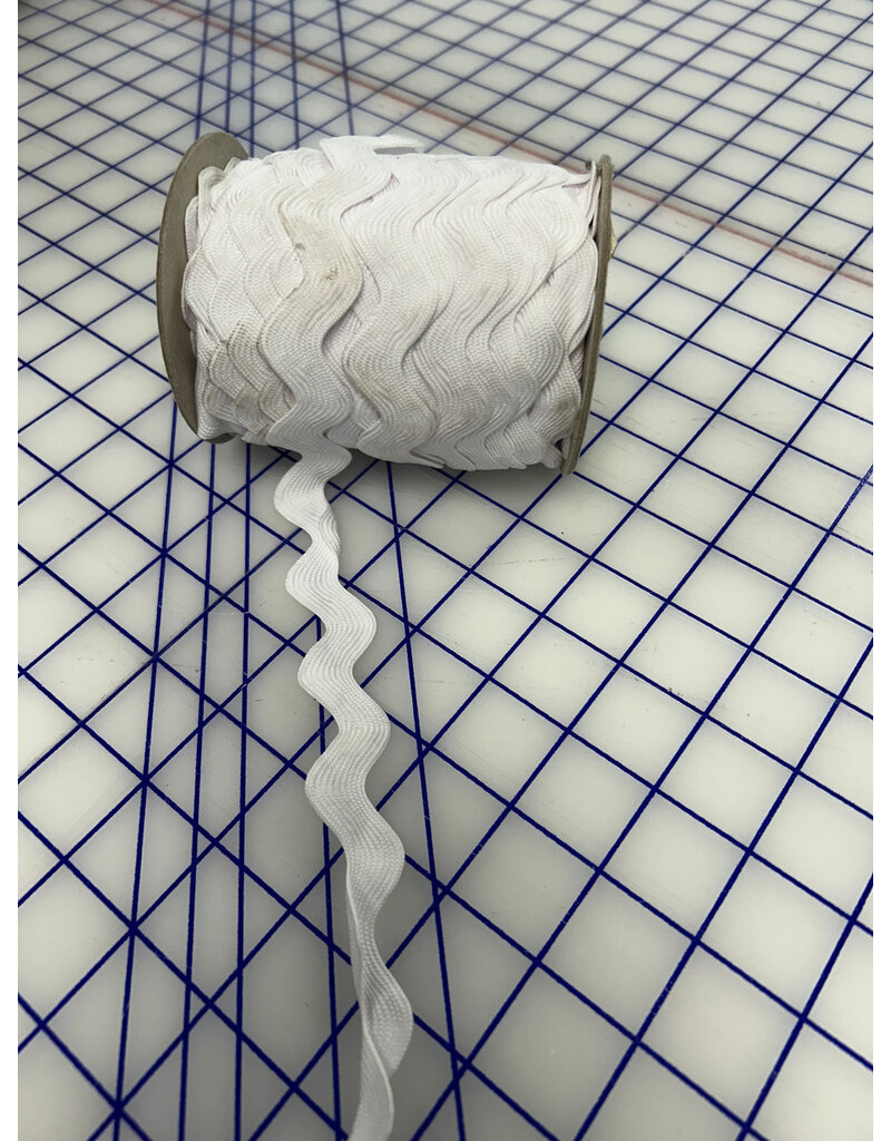 24 mm polyester Rick Rack White