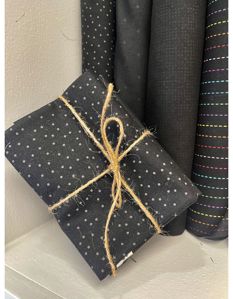 Black on Black Fat Quarter Bundle (6)