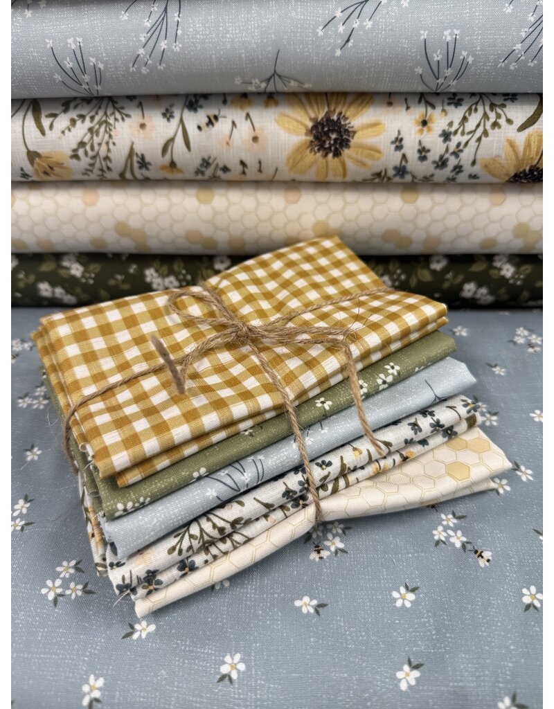 Camelot Fabrics Humblebee fat quarter bundle (5)
