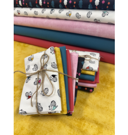 Amelie's christmas pick fat quarter bundle (6)