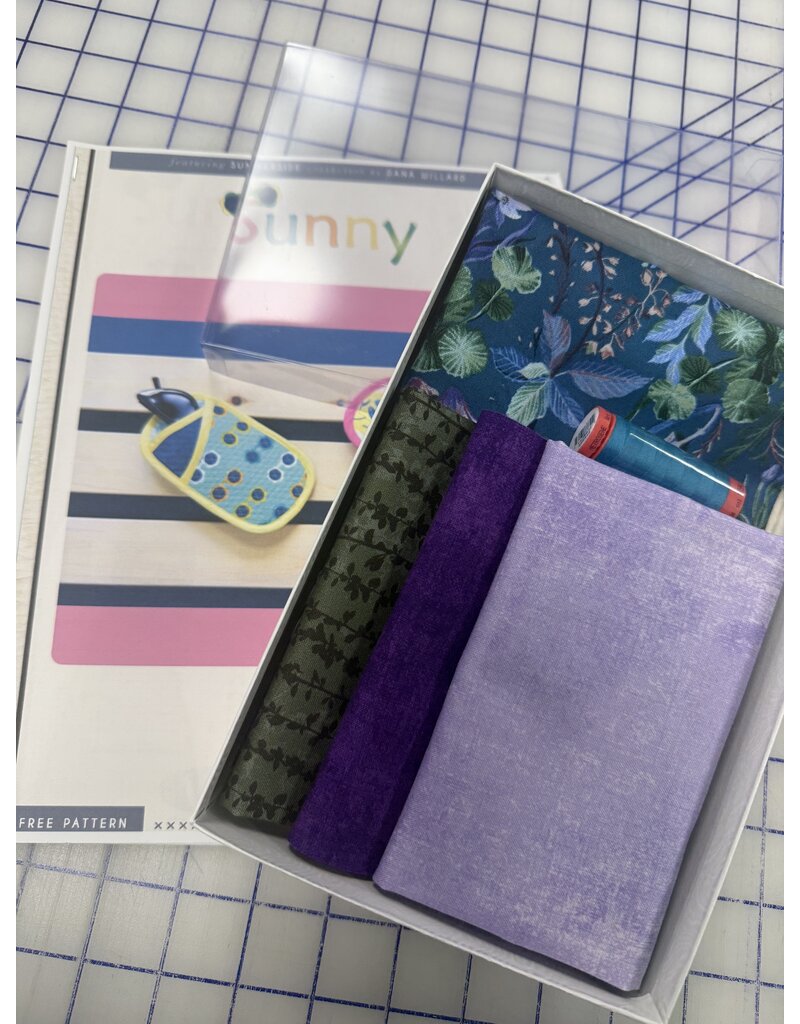 Quilted Sunny Case Kit