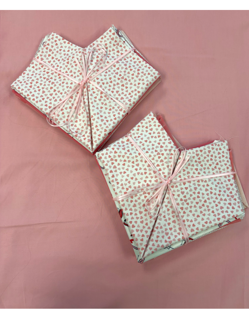 Be my Valentine Fat quarter bundle (6)