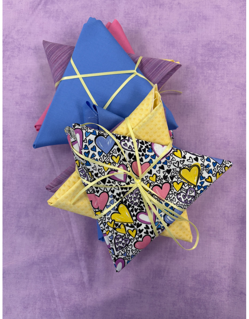 Heartfully Yours Fat Quarter Bundle (5)