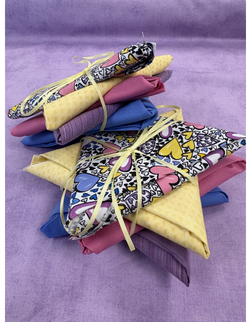 Heartfully Yours Fat Quarter Bundle (5)