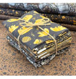 Crafted Cabin Fat Quarter Bundle (8)
