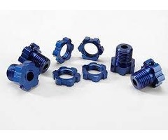 Traxxas 5353X - Wheel hubs, splined, 17mm (blue-anodized) (4)/ wheel nuts, splined, 17mm (blue-anodized) (4)/ screw pins, 4x13mm (with threadlock) (4)