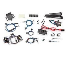 Traxxas 8090 - LED light set, complete with power supply (contains headlights, tail lights, side marker lights, & distribution block) (fits #9111 or 9112 body)