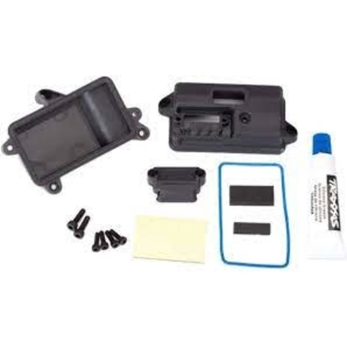 Traxxas 6724 - Box, receiver (sealed)/ foam pad/ 2.5x8mm CS (4)/ 3x10mm CS (2)