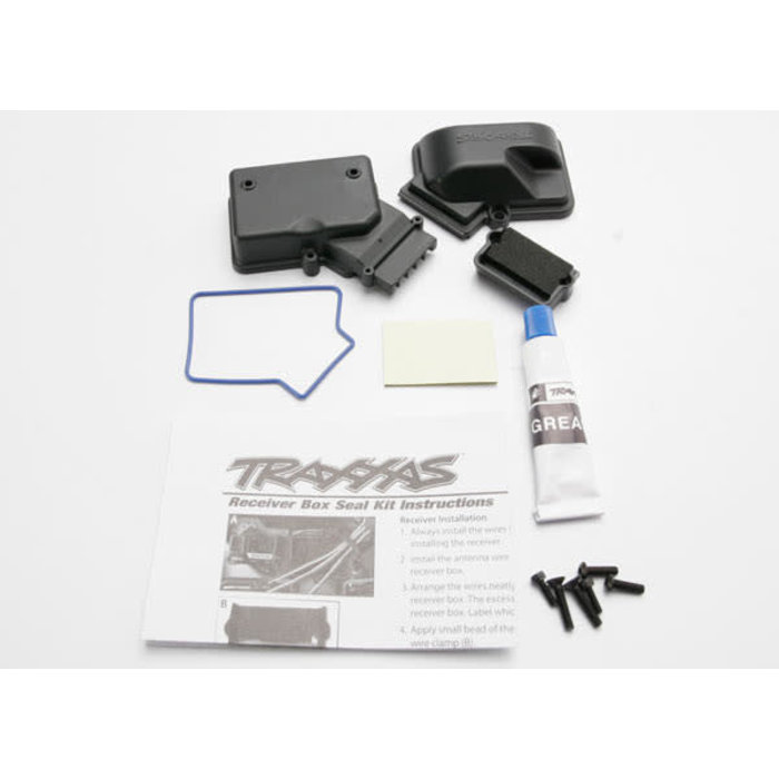 Traxxas 3924 - Box, receiver (sealed)/ foam pad/ silicone grease/2.5x8mm BCS (2)/ 3x10mm CCS (2)/ 3x15mm CCS (2)