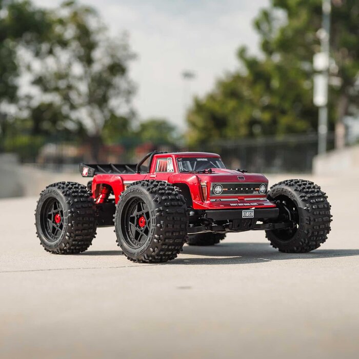 Arrma Outcast V2 4s 4X4 BLX: 1/10 Scale Electric Stunt Truck