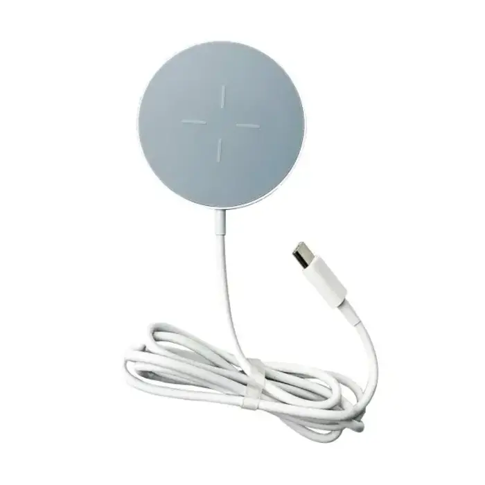 15-Watt Wireless Charging Pad with Magnetic Alignment Technology and Hollow Cooling Structure