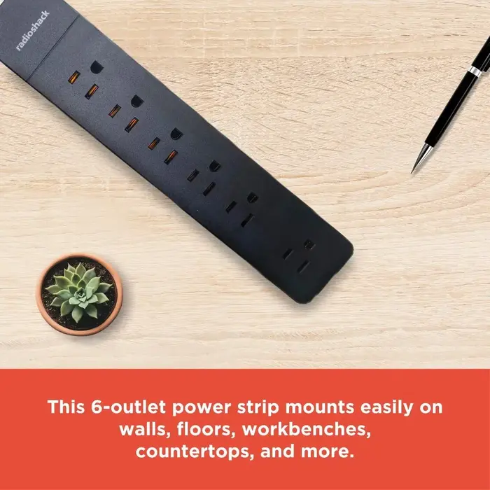 RadioShack 6100855 - RadioShack 6 Outlet Power Strip with 2 USB-A inputs 5V and 90J Surge Protector