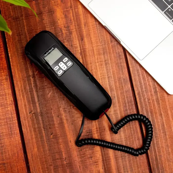 RadioShack 4304318 - RadioShack Corded Phone with Caller ID