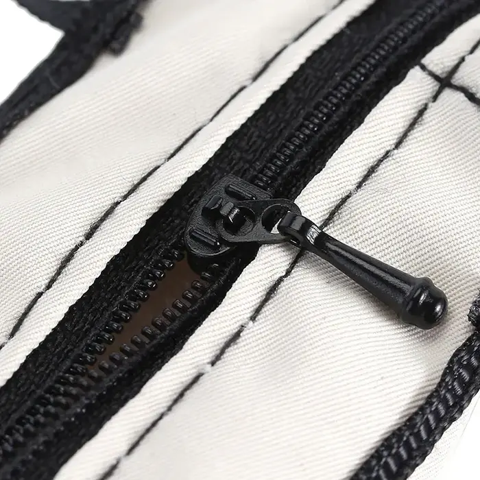 INJORA INA-90KH - INJORA Polyester Mini Sport Travel Bag for 1/18 1/24 RC Crawler TRX4M SCX24 AX24 FCX24 Upgrade, White