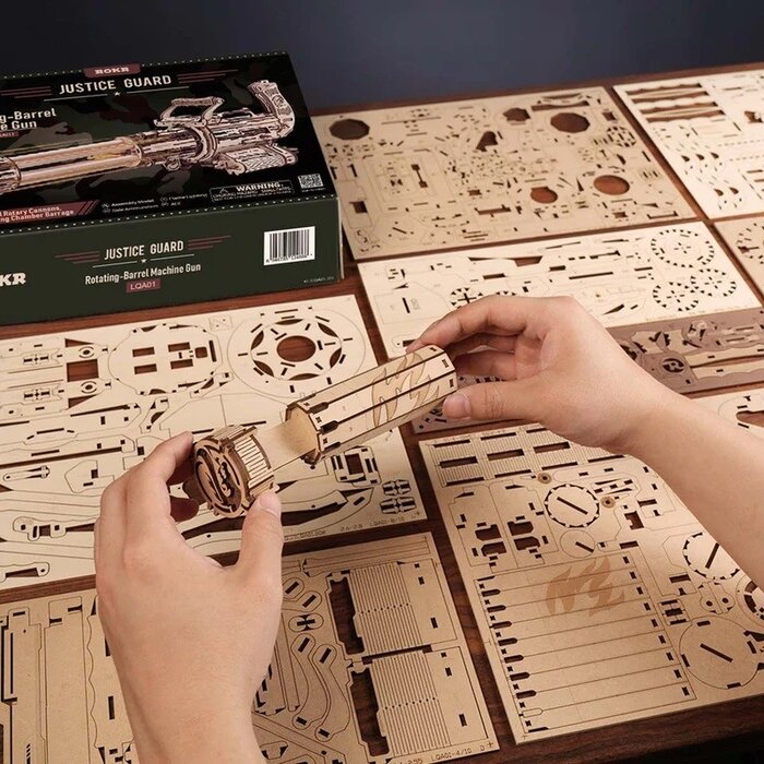 ROELQA01 - Rotating Barrel Machine Gun Toy 3D Wooden Puzzle