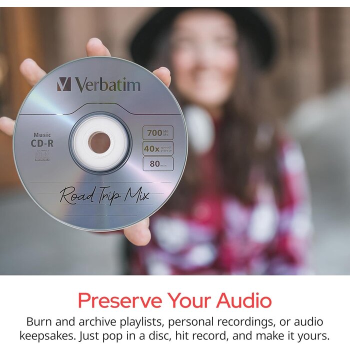 Verbatim 71310 - Verbatim CD-R Blank Discs 700MB 80 Minutes 52x Recordable Disc for Data and Music - 50 Pack Spindle, Silver