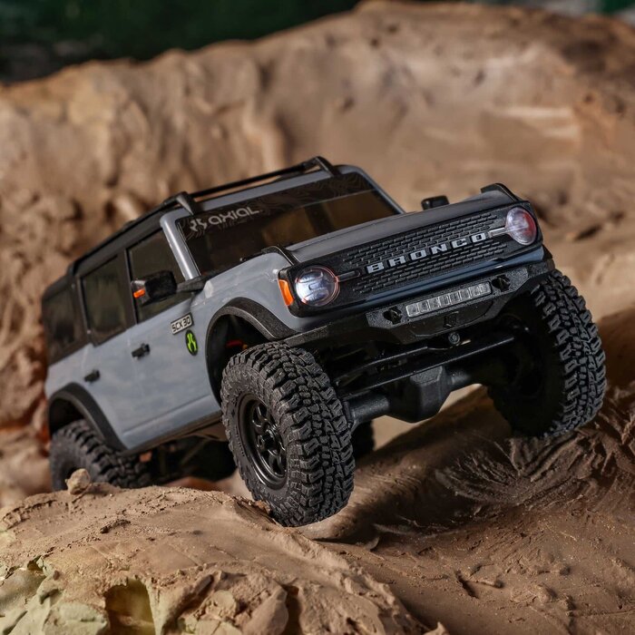 Axial AXI-2048T2 - 1/30 SCX30 Ford Bronco 4X4 RTR Brushed Rock Crawler (Battery & Charger Included), Gray