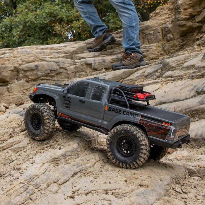 Axial AXI-1375T2 - Axial 1/10 SCX10 III Base Camp 4X4 RTR Brushed Rock Crawler, Gray
