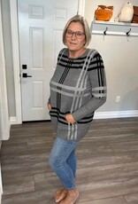 Fashion Cage Plaid Sweater with Pockets