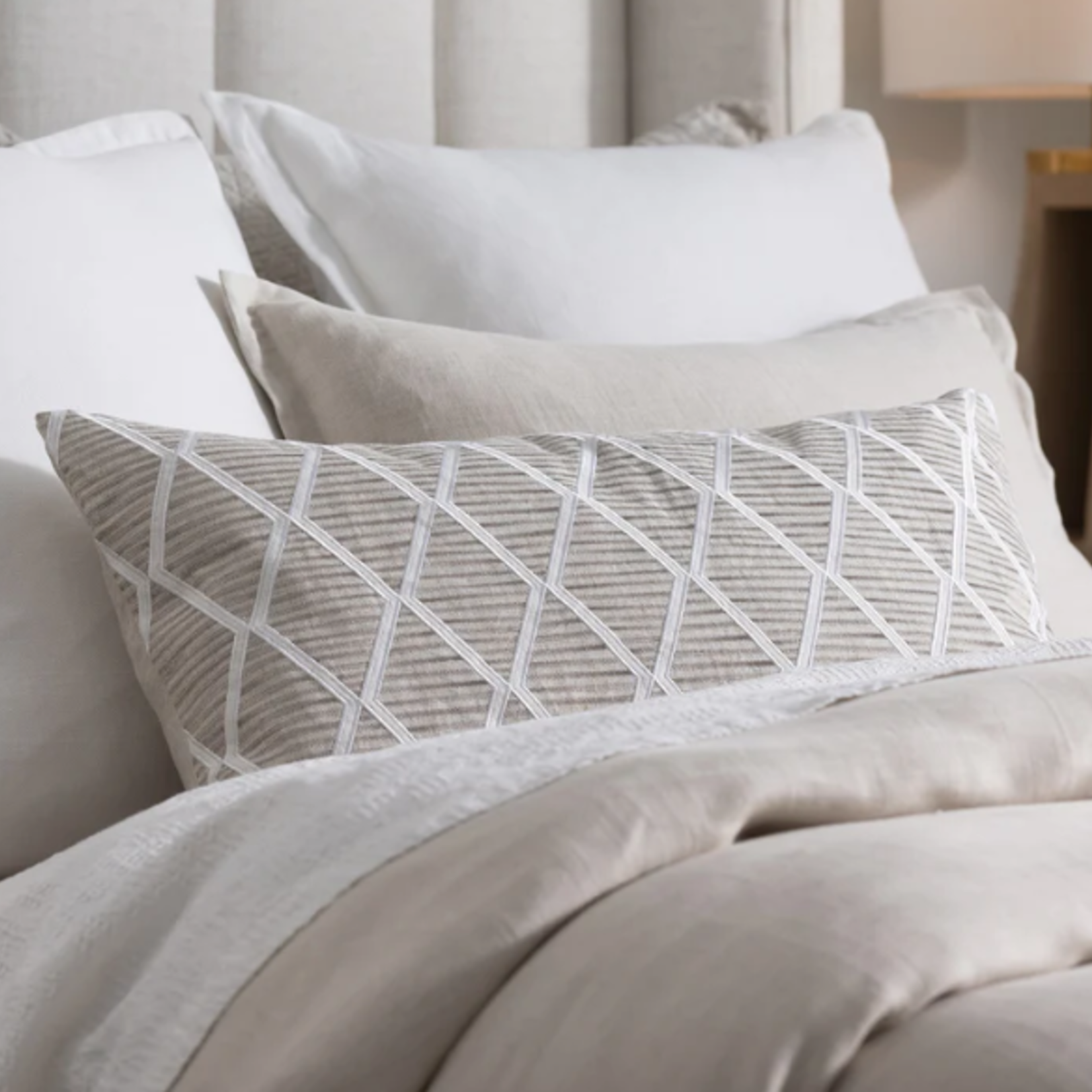 BROOK LG. RECT. PILLOW NATURAL HEMP HERRINGBONE/WHITE LINEN APPLIQUE/DK NATURAL EMB 18X30