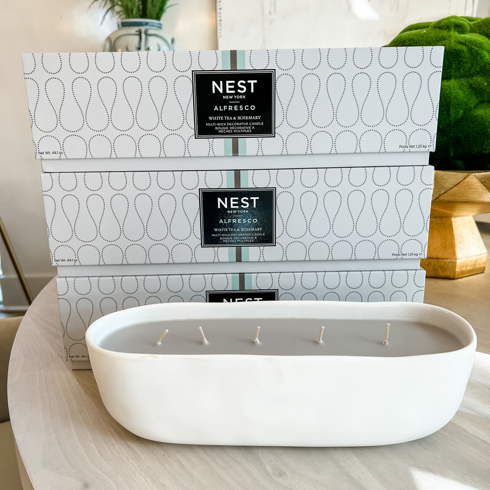 NEST, Multi-Wick Decorative Candle White Tea & Rosemary