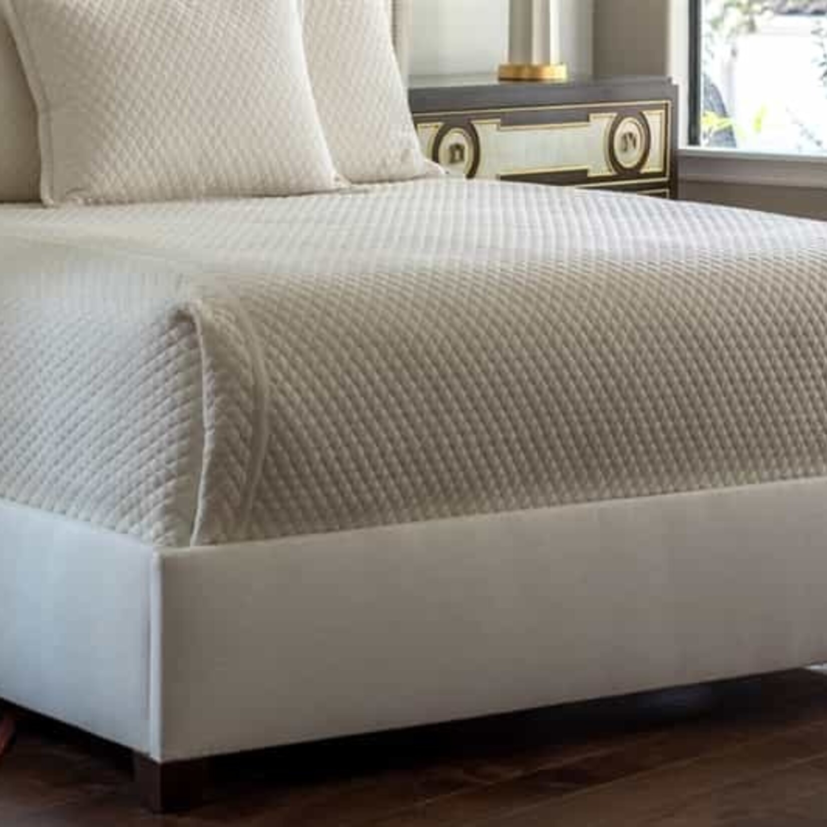 Laurie 1" Diamond Quilted King Coverlet Ivory Basketweave 112X98