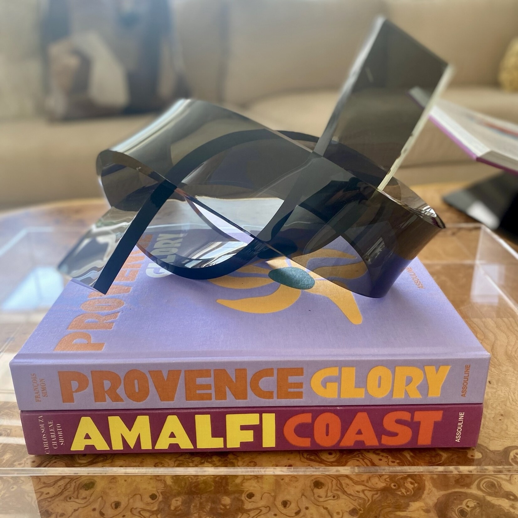 Acrylic Sculpture - 1/2" x 3" x 48"