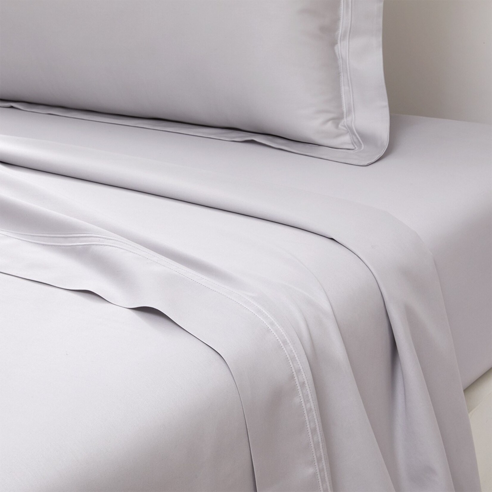 Triomphe (Double Saddle Stitch Cotton Sateen- 310 t/c)Flat Sheet
