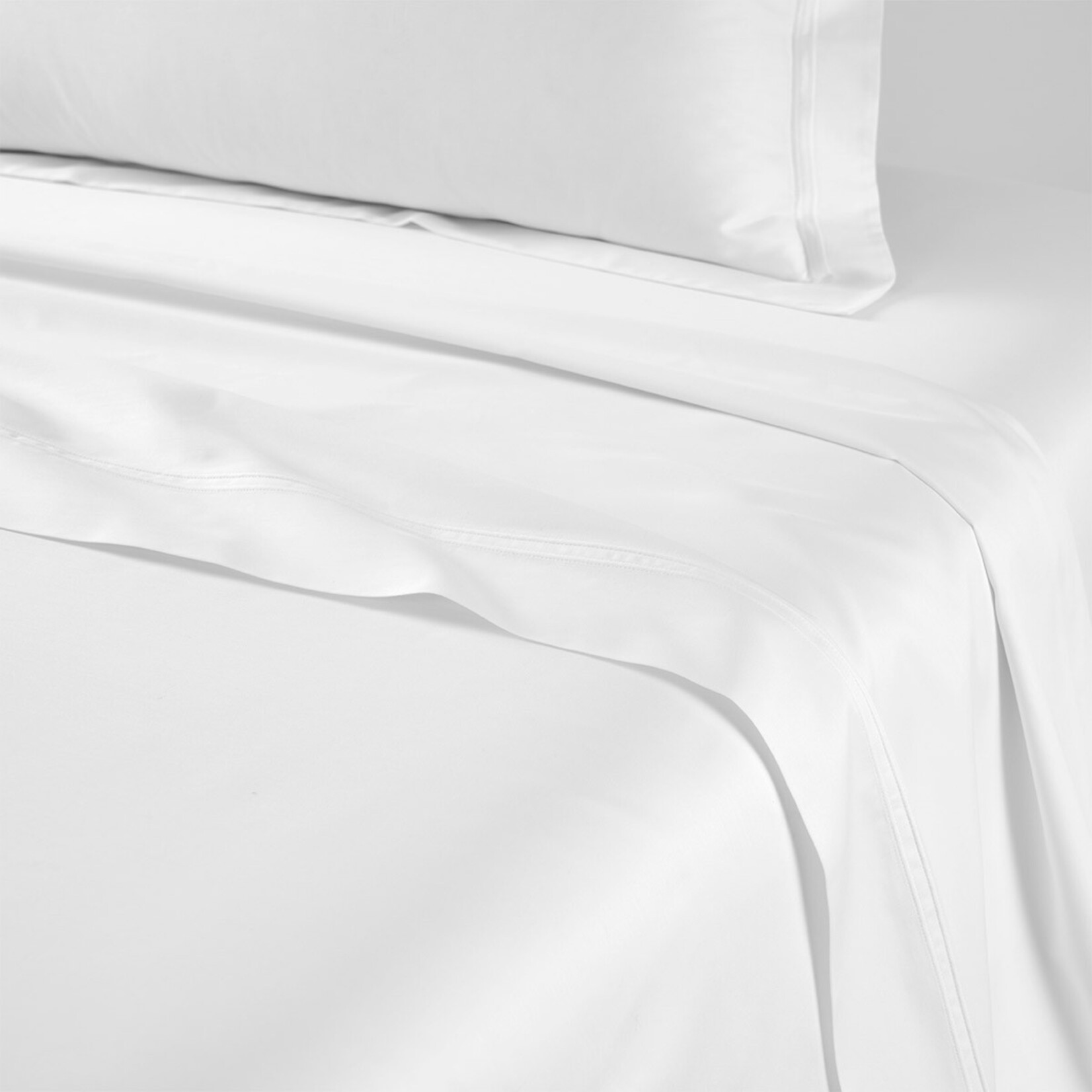 Triomphe (Double Saddle Stitch Cotton Sateen- 310 t/c)Flat Sheet