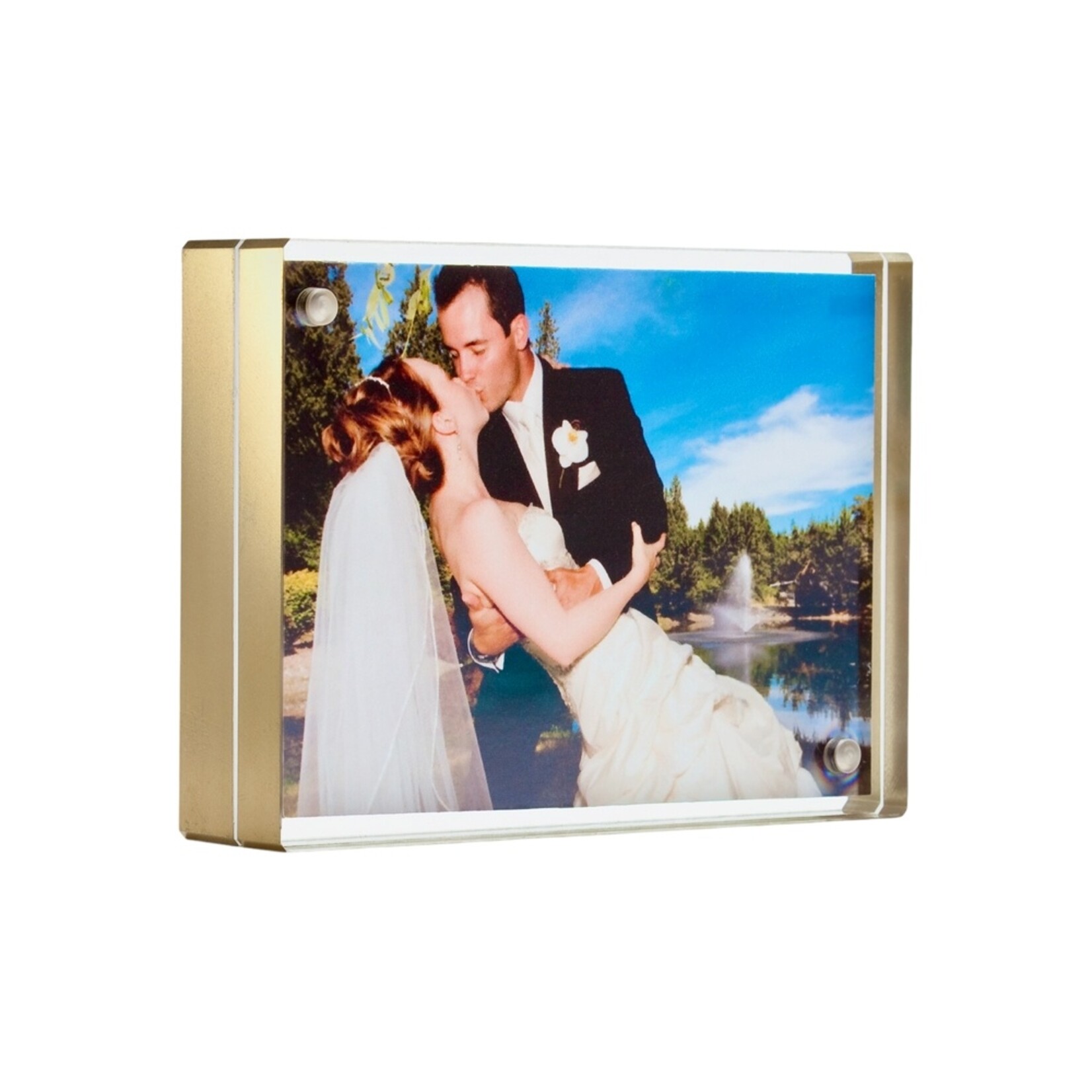 GOLD EDGE MAGNET FRAME 5 X 7