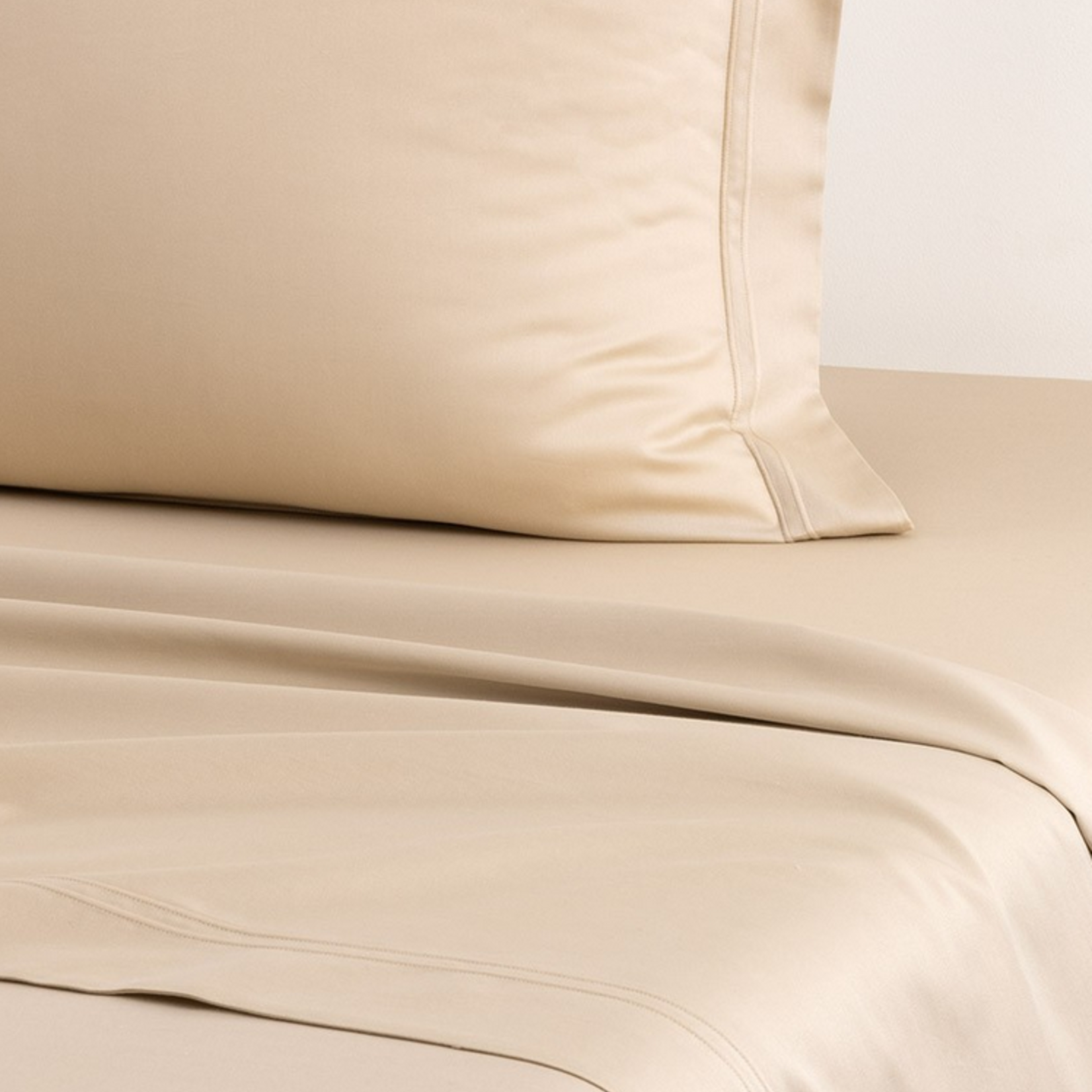 Triomphe (Double Saddle Stitch Cotton Sateen- 310 t/c) Pillowcase