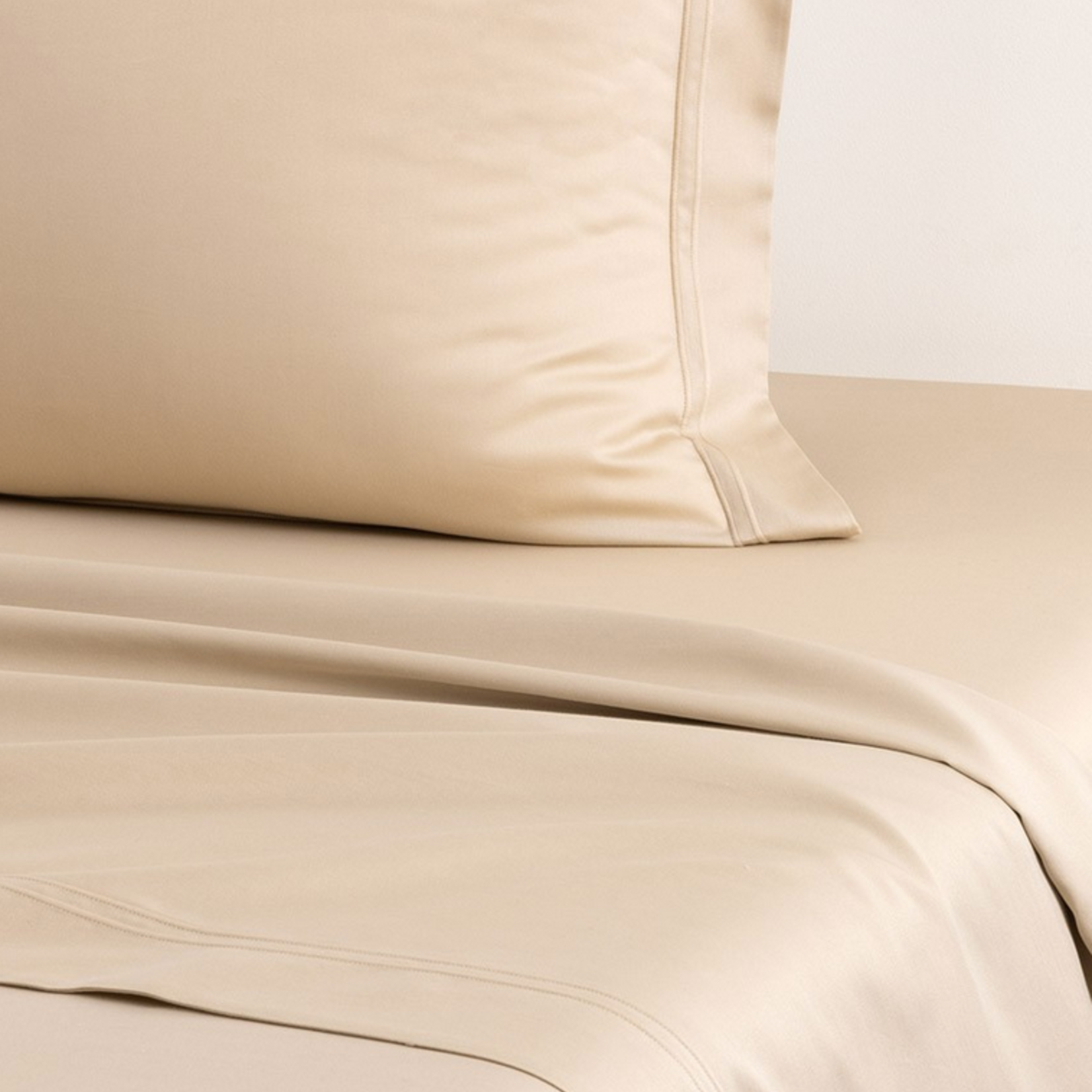 Triomphe (Double Saddle Stitch Cotton Sateen- 310 t/c) Pillowcase