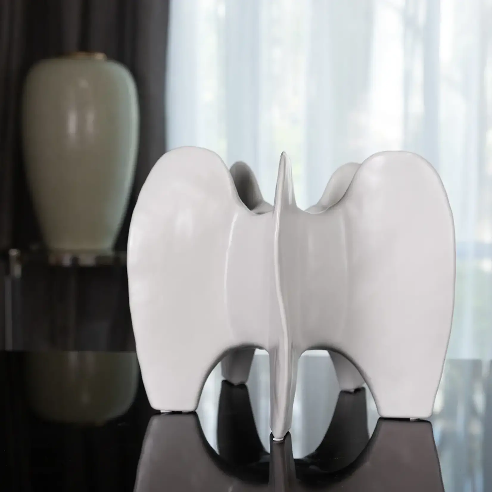 Kavana Decor Eunoia White Vase