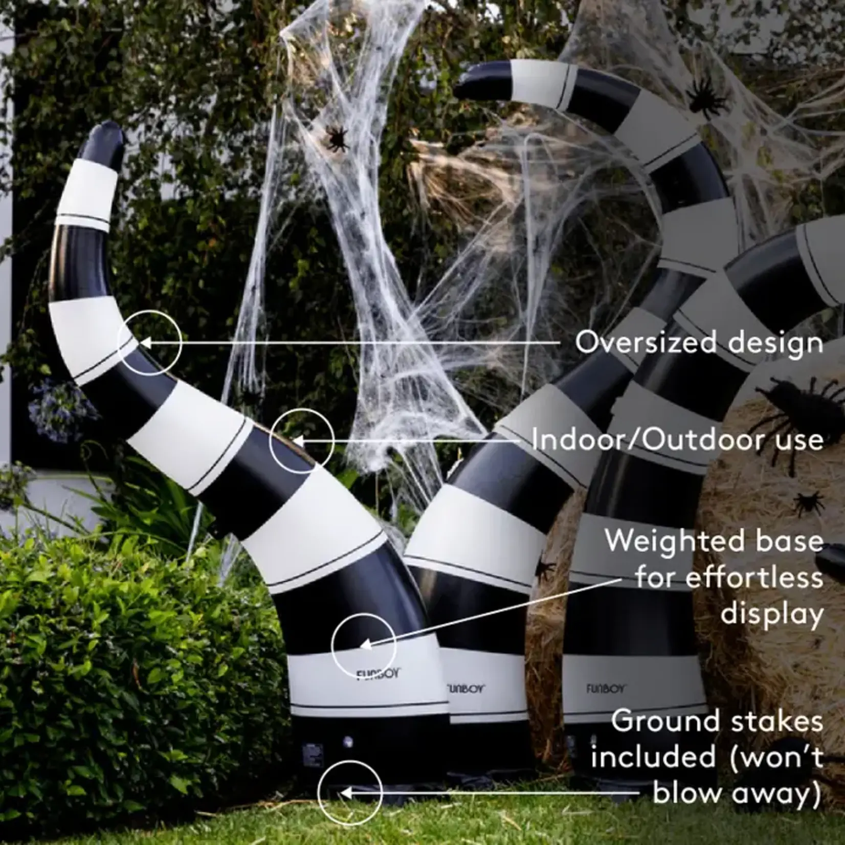 FUNBOY Black and White Halloween Lawn Snakes