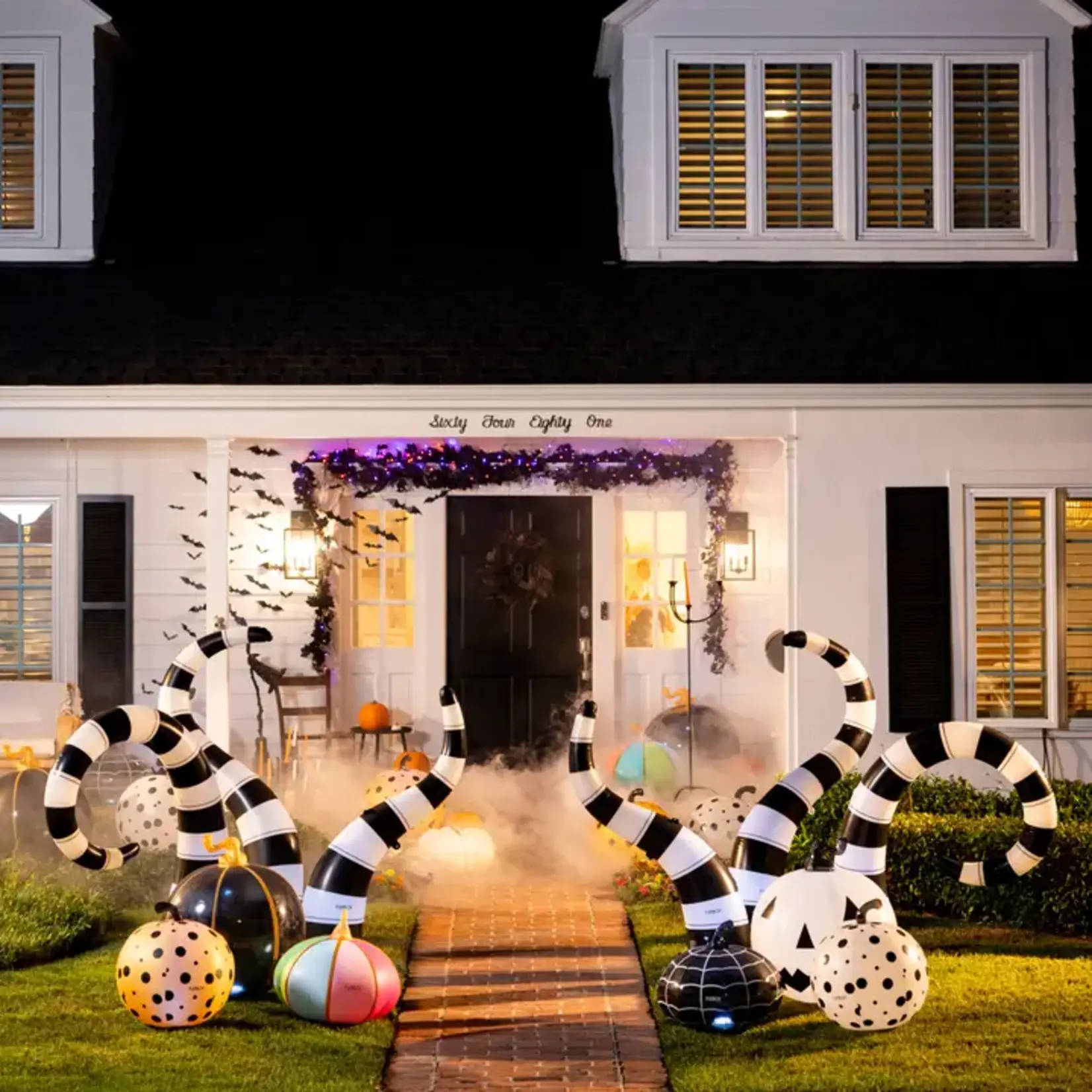 FUNBOY Black and White Halloween Lawn Snakes