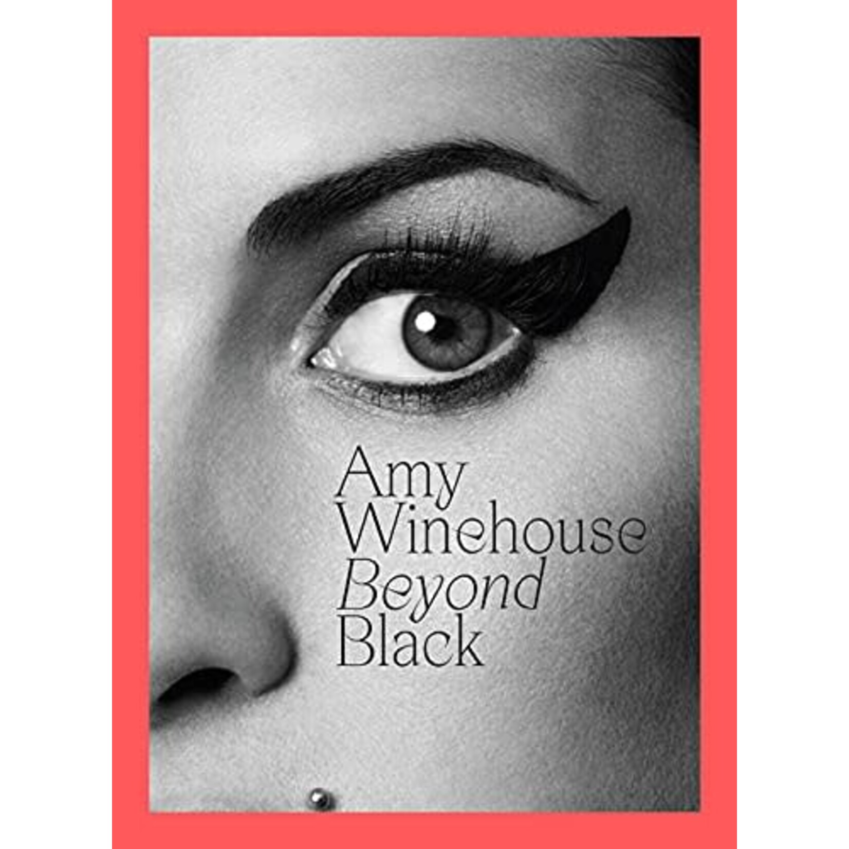 Amy Winehouse - Beyond Black [Book]