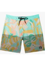 Quiksilver Men's Highline Boardshort  Beveled Glass Beach