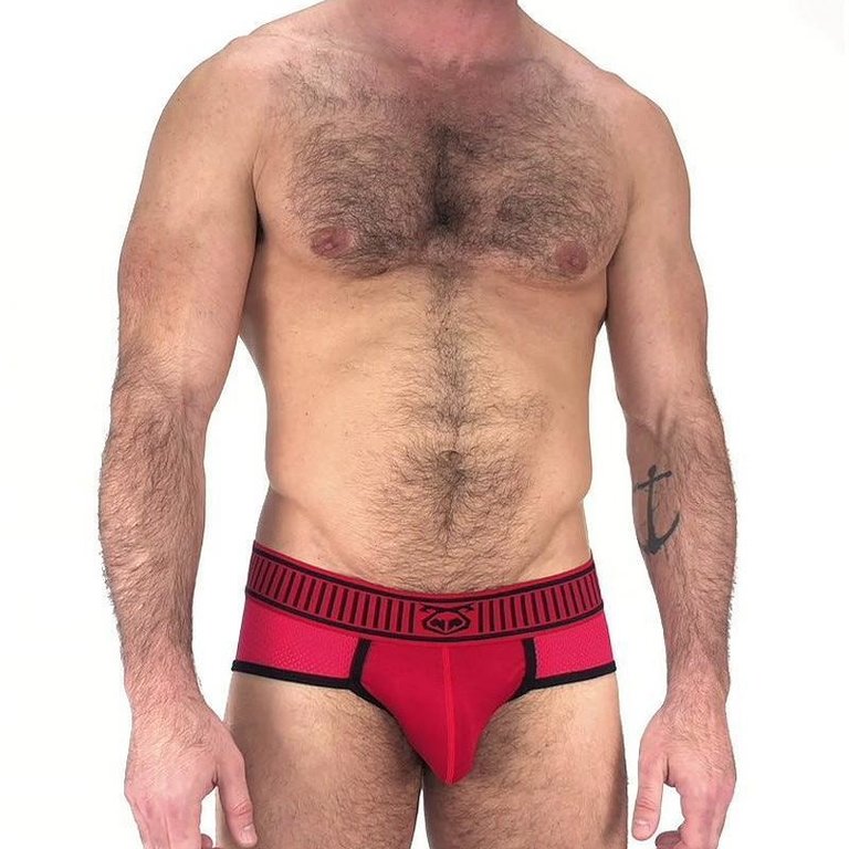 Nasty Pig Nasty Pig Trackd Brief