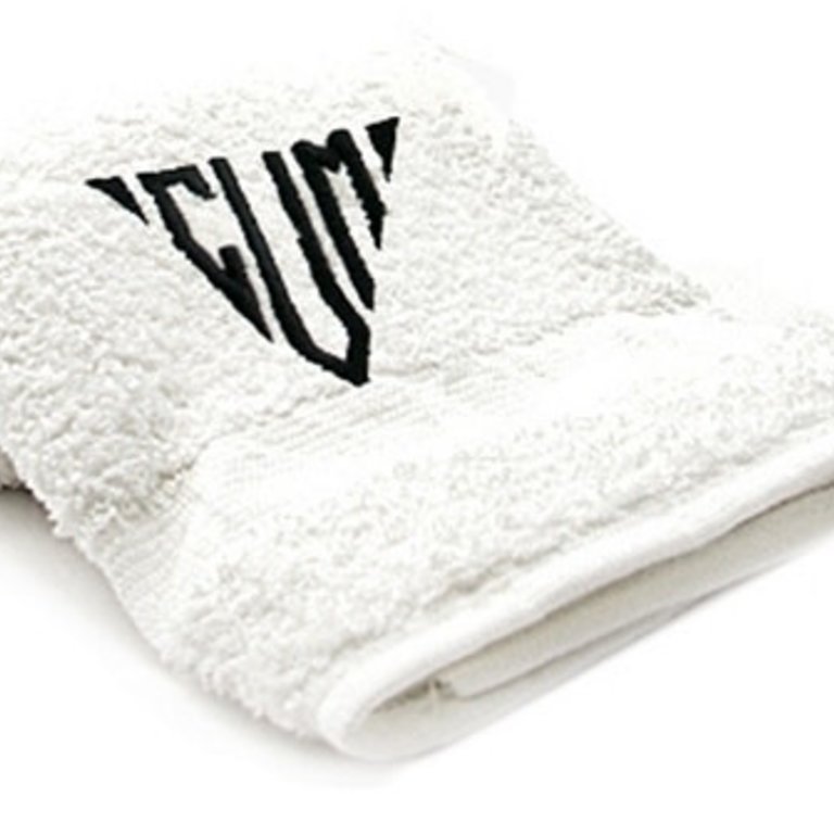 Towels with Attitude - CUM - (in Triangle)