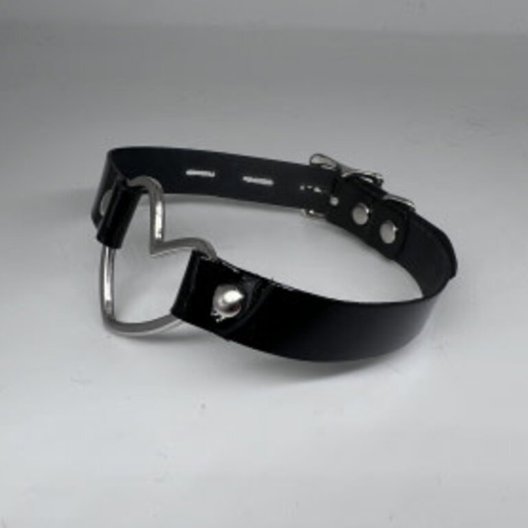 Kookie Kookie - Leather Collar With Metal Heart