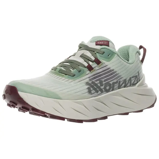 Women's Cadi