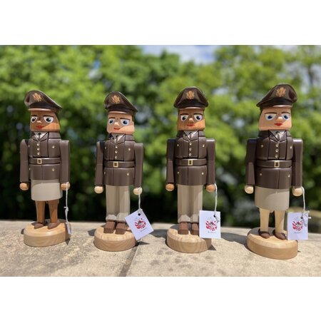 U.S. Army Officer Nutcracker