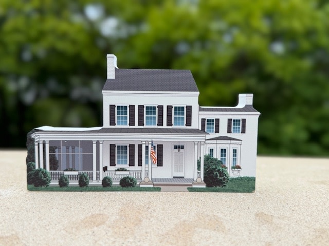 Commandant's Quarters/Cat's Meow