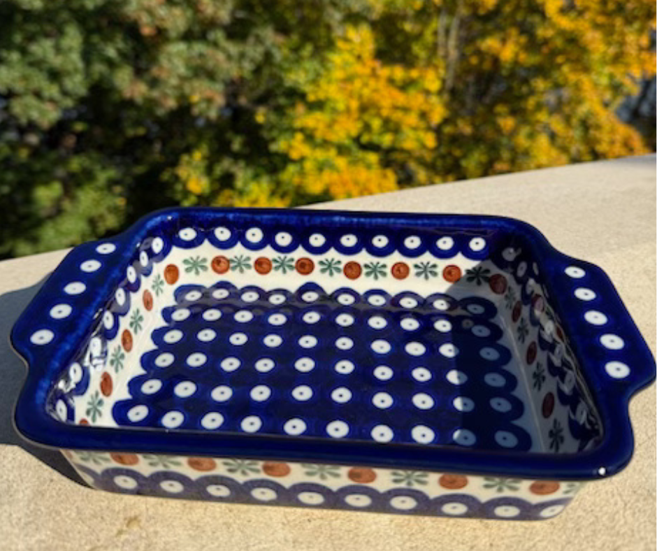 Small Baker, Polish Pottery (A84)